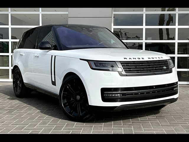 2023 Land Rover Range Rover SE