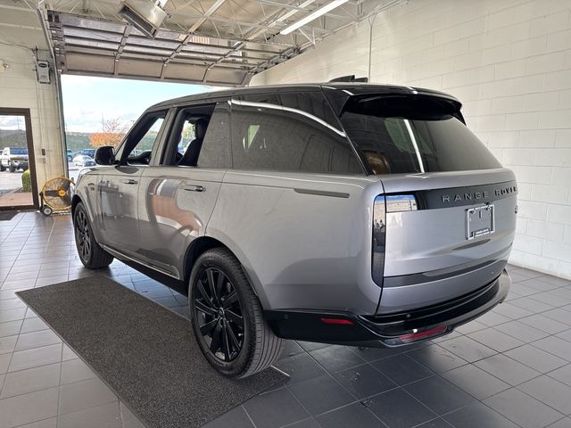 2023 Land Rover Range Rover SE