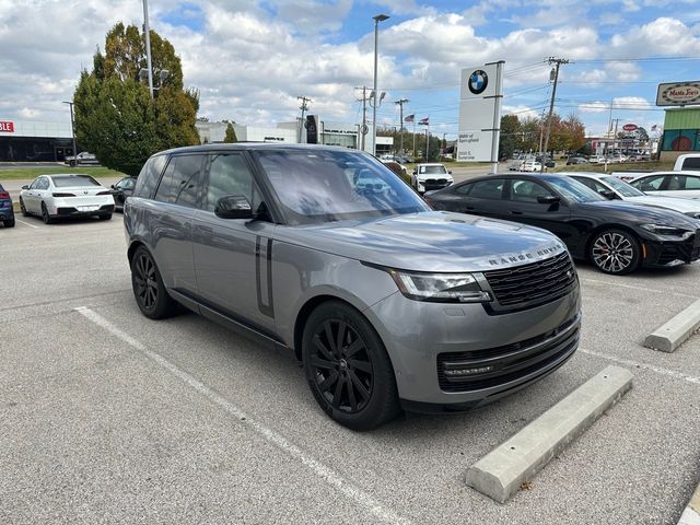 2023 Land Rover Range Rover SE