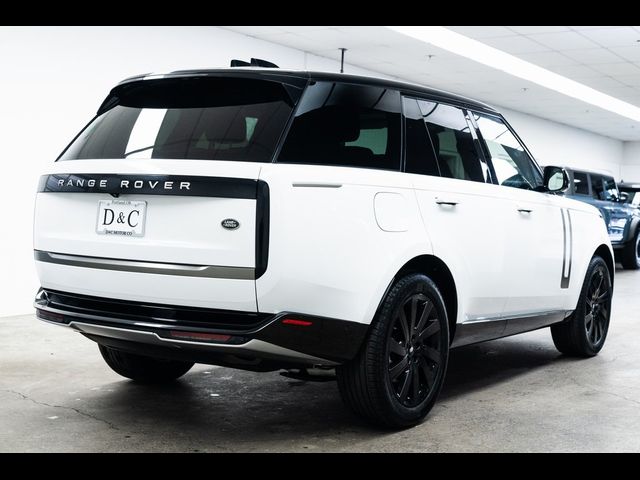 2023 Land Rover Range Rover SE