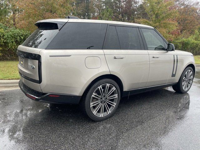 2023 Land Rover Range Rover SE