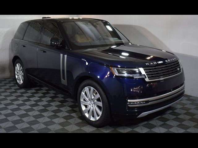 2023 Land Rover Range Rover SE