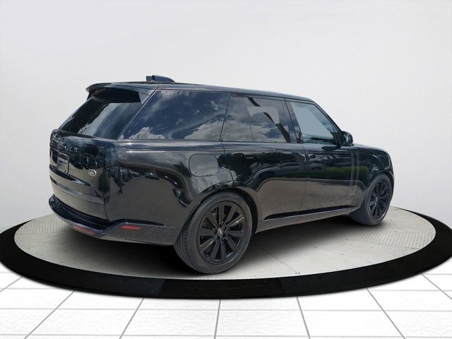 2023 Land Rover Range Rover SE