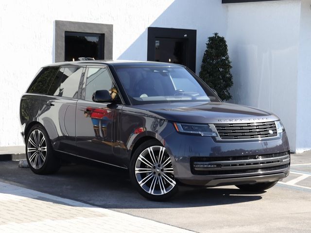 2023 Land Rover Range Rover SE