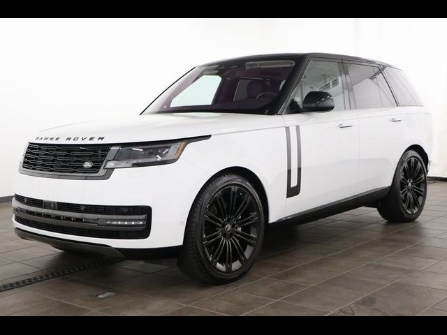 2023 Land Rover Range Rover SE