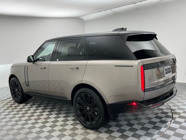 2023 Land Rover Range Rover SE