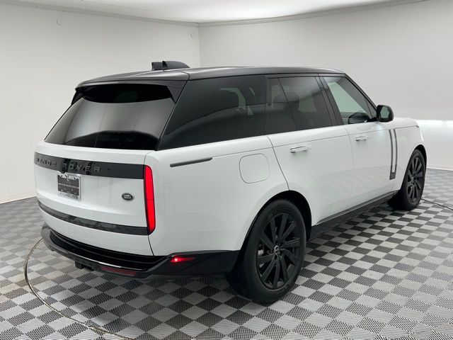 2023 Land Rover Range Rover SE