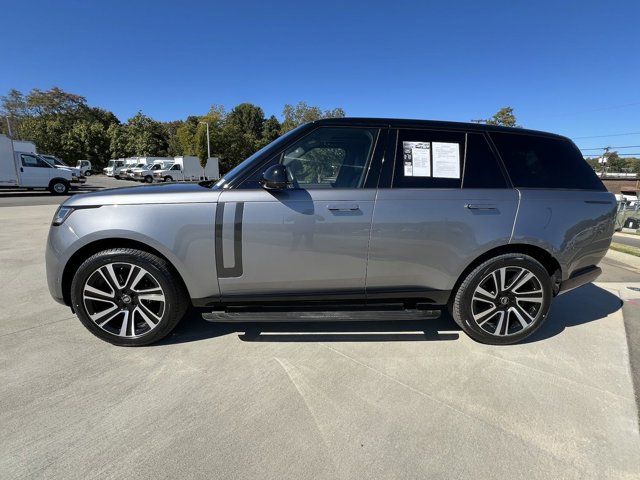 2023 Land Rover Range Rover SE