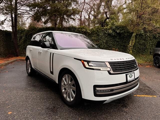 2023 Land Rover Range Rover SE