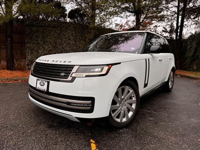 2023 Land Rover Range Rover SE