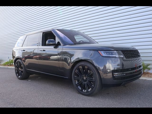 2023 Land Rover Range Rover SE