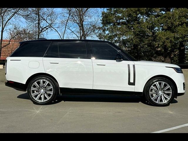 2023 Land Rover Range Rover SE