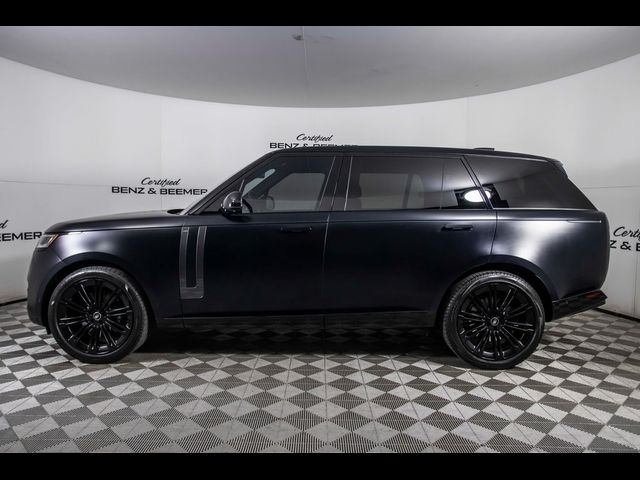 2023 Land Rover Range Rover SE