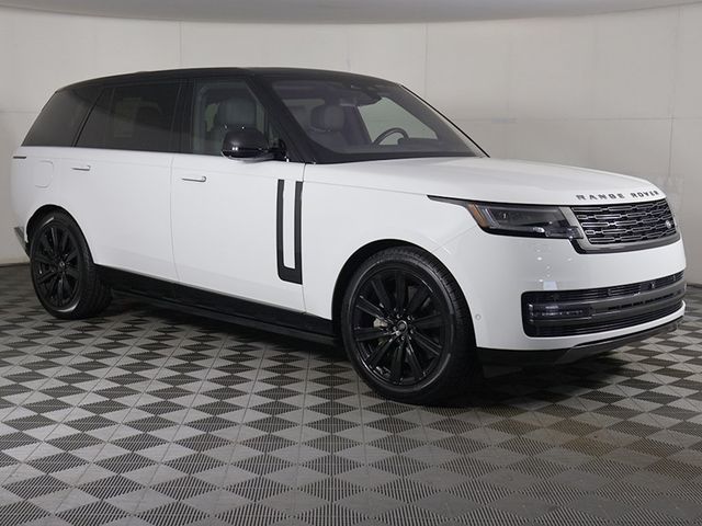 2023 Land Rover Range Rover SE