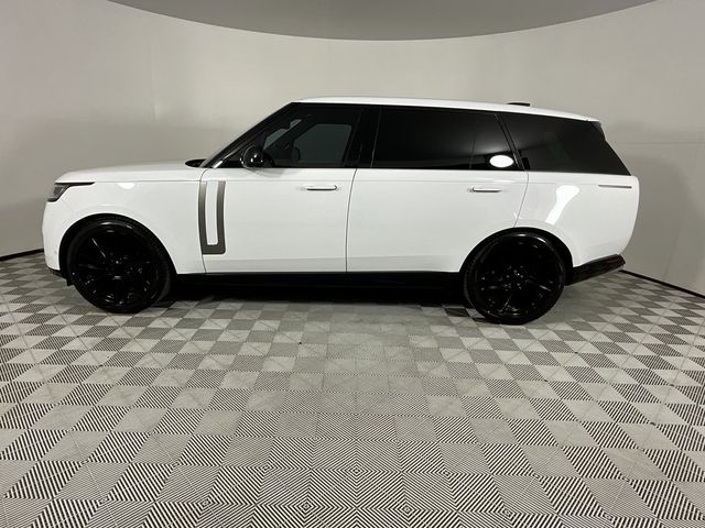 2023 Land Rover Range Rover SE