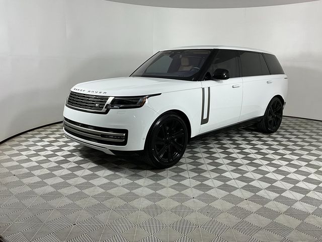 2023 Land Rover Range Rover SE