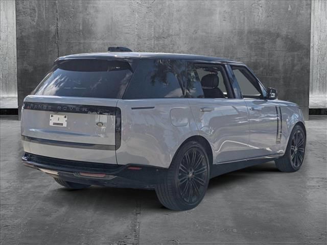 2023 Land Rover Range Rover SE