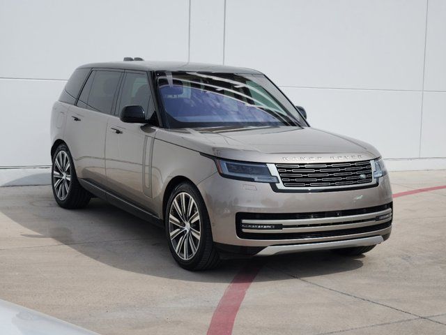 2023 Land Rover Range Rover SE