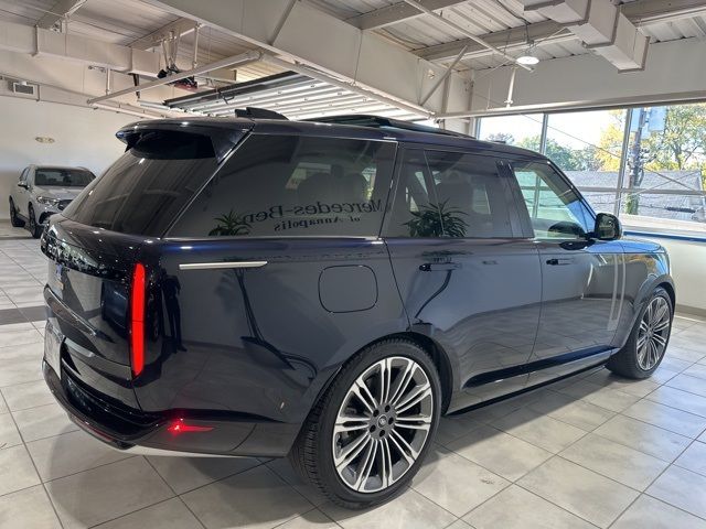 2023 Land Rover Range Rover SE