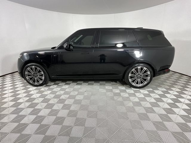 2023 Land Rover Range Rover SE