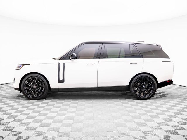 2023 Land Rover Range Rover SE