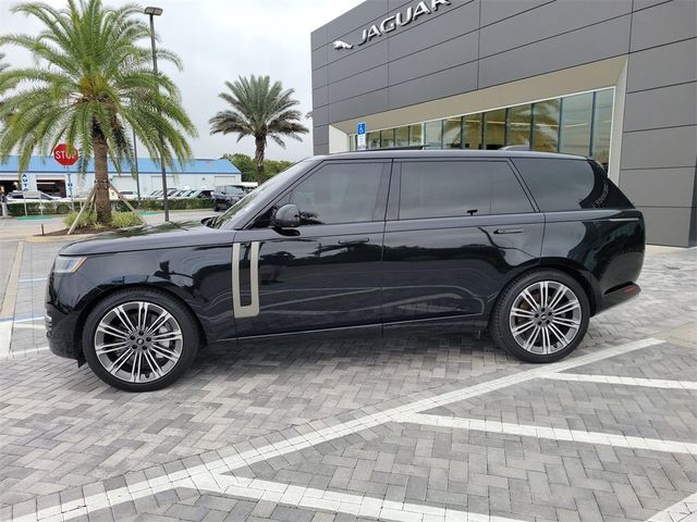 2023 Land Rover Range Rover SE