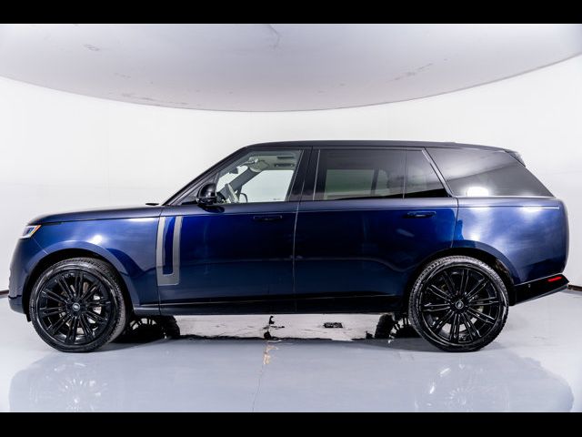 2023 Land Rover Range Rover SE