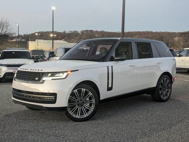 2023 Land Rover Range Rover SE