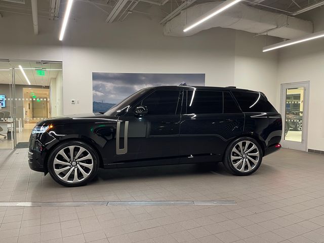 2023 Land Rover Range Rover SE