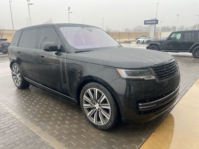 2023 Land Rover Range Rover SE