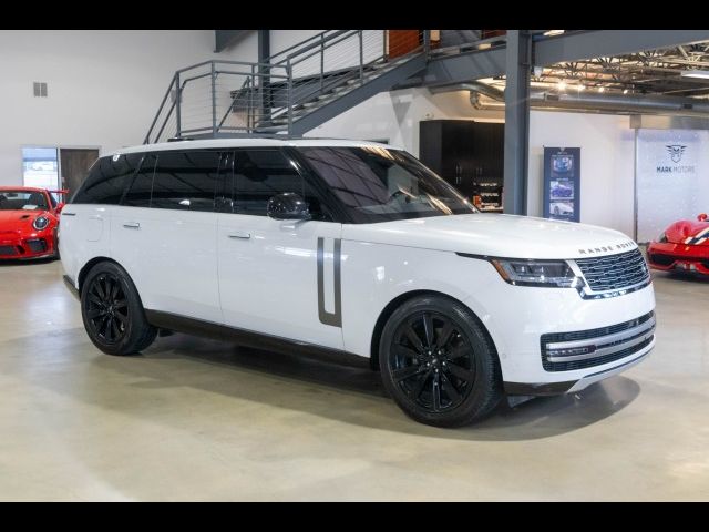 2023 Land Rover Range Rover SE