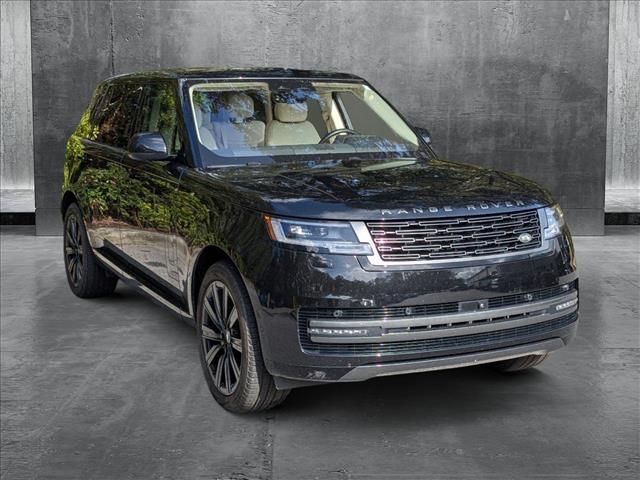 2023 Land Rover Range Rover SE