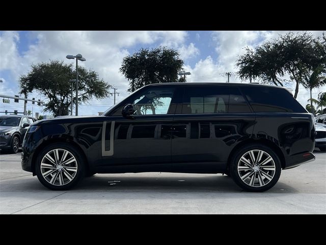 2023 Land Rover Range Rover SE