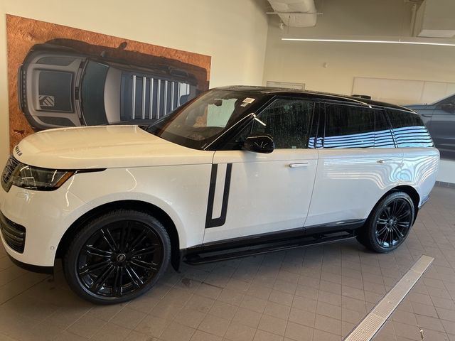 2023 Land Rover Range Rover SE