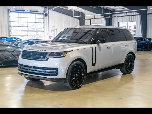 2023 Land Rover Range Rover SE