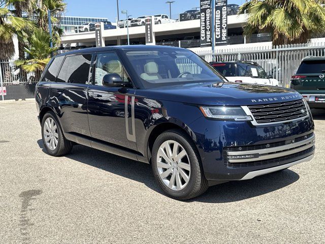 2023 Land Rover Range Rover SE