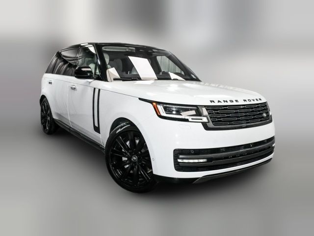 2023 Land Rover Range Rover SE