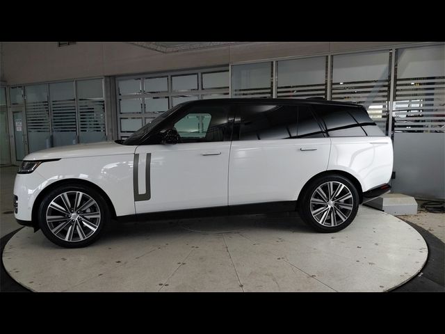 2023 Land Rover Range Rover SE