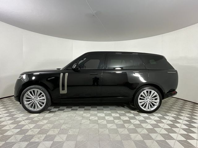 2023 Land Rover Range Rover SE