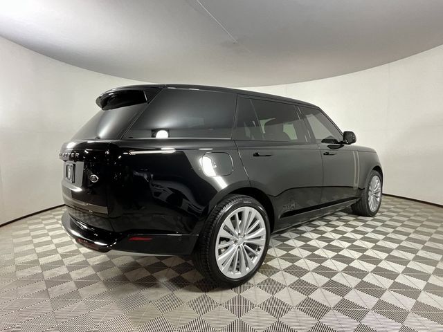 2023 Land Rover Range Rover SE