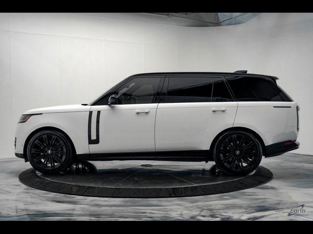 2023 Land Rover Range Rover SE