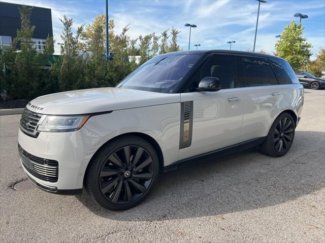 2023 Land Rover Range Rover SV