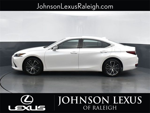 2023 Lexus ES 250