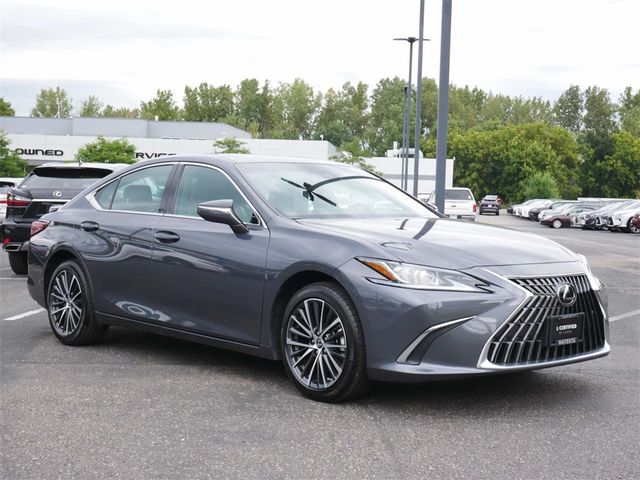 2023 Lexus ES 250