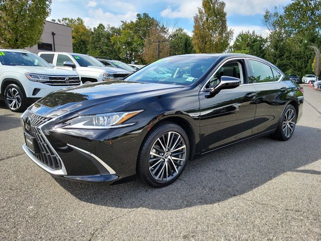 2023 Lexus ES 250