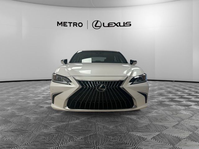 2023 Lexus ES 250