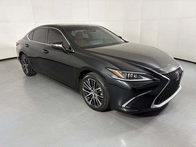 2023 Lexus ES 250