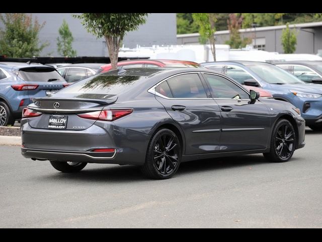 2023 Lexus ES ES 300h F SPORT Handling