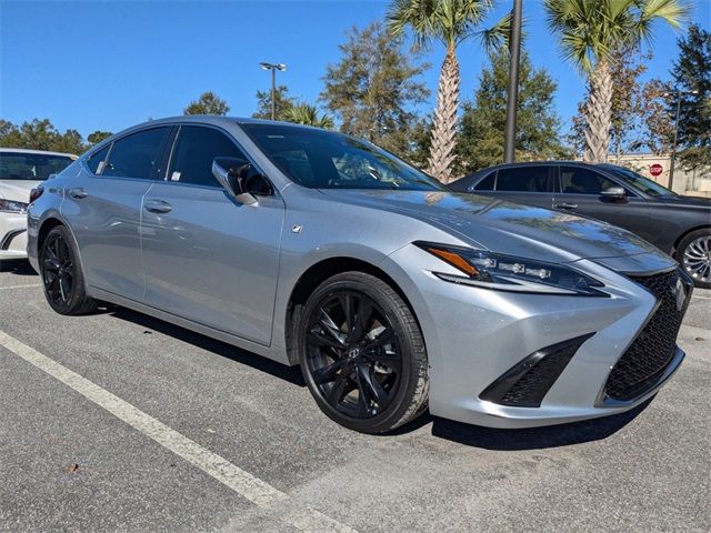 2023 Lexus ES ES 300h F SPORT Handling