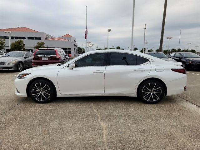 2023 Lexus ES 300h